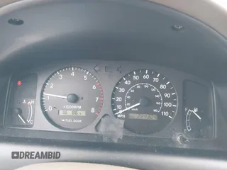 1998 Toyota Corolla VE z VIN 2T1BR18EXWC015480, wystawiony jako IAAI lot #41959316 z przebiegiem 224 304 mil mil oraz . Historia ofert i sprzedaży dostępna na DreamBid. Obrazek 7.