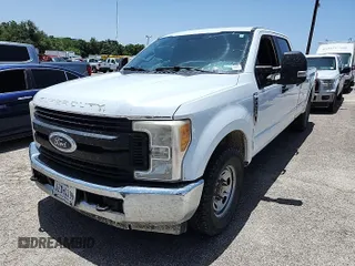 2017 Ford F-250 XL z VIN 1FT7W2A61HEE31327, wystawiony jako IAAI lot #42844723 z przebiegiem 233 412 mil mil oraz . Historia ofert i sprzedaży dostępna na DreamBid. Obrazek 32.