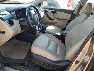 2014 Hyundai Elantra Limited z VIN 5NPDH4AEXEH477637, wystawiony jako Copart lot #52564715 z przebiegiem 131 561 mil mil oraz Szkoda całkowita • Salvage title. Historia ofert i sprzedaży dostępna na DreamBid. Obrazek 7.