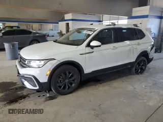 2022 Volkswagen Tiguan SE z VIN 3VV2B7AX2NM103918, wystawiony jako Copart lot #88865235 z przebiegiem 45 035 mil mil oraz Szkoda całkowita • Salvage title. Historia ofert i sprzedaży dostępna na DreamBid. Obrazek 1.