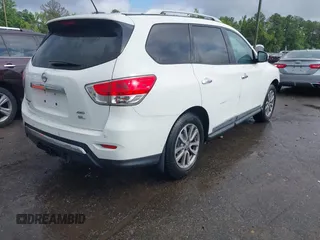 2015 Nissan Pathfinder Platinum with VIN 5N1AR2MM0FC696879, listed as a IAAI auction lot 42368003 with 120,650 mi miles and . Bid and sale history available at DreamBid. Image 4.