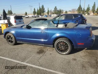 2007 Ford Mustang Deluxe with VIN 1ZVHT84N275199884, listed as a Copart auction lot 46511415 with 180,924 mi miles and Clean Title. Bid and sale history available at carsss.com. Image 2.