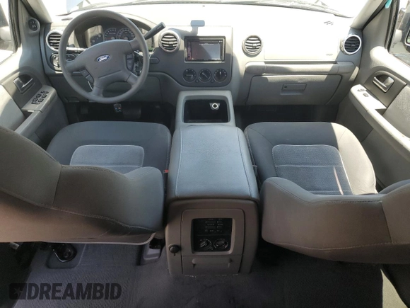 2004 Ford Expedition Special Service with VIN 1FMRU15W84LB85445, listed as a Copart auction lot 59897495 with 132,243 mi miles and Salvage title. Bid and sale history available at DreamBid. Image 8.