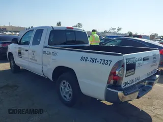 2013 Toyota Tacoma with VIN 5TFTX4CN9DX021742, listed as a IAAI auction lot 41996671 with 125,959 mi miles and . Bid and sale history available at DreamBid. Image 3.