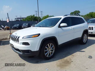 2016 Jeep Cherokee Limited with VIN 1C4PJMDB2GW253553, listed as a IAAI auction lot 42802413 with 107,673 mi miles and . Bid and sale history available at DreamBid. Image 18.