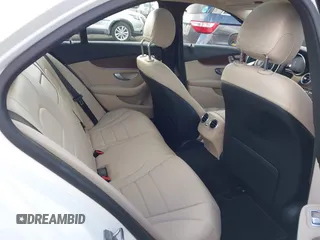 2021 Mercedes-Benz C 300 z VIN W1KWF8EB5MR605575, wystawiony jako IAAI lot #41042025 z przebiegiem 25 639 mil mil oraz . Historia ofert i sprzedaży dostępna na DreamBid. Obrazek 8.