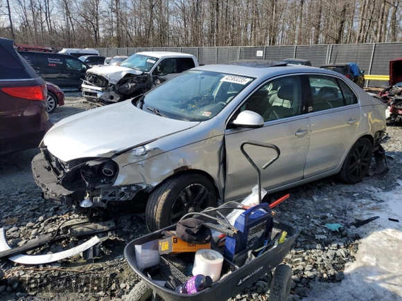 2006 Volkswagen Jetta 2.5L with VIN 3VWSF71K66M634299, listed as a Copart auction lot 42383235 with 168,421 mi miles and Salvage title. Bid and sale history available at DreamBid. Image 1.