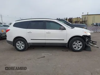 2012 Chevrolet Traverse LS z VIN 1GNKREED8CJ373705, wystawiony jako IAAI lot #41172553 z przebiegiem 101 410 mil mil oraz . Historia ofert i sprzedaży dostępna na DreamBid. Obrazek 14.