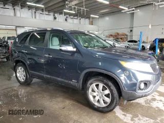 2011 Kia Sorento LX with VIN 5XYKTCA14BG002288, listed as a Copart auction lot 87329844 with 137,858 mi miles and Salvage Title. Bid and sale history available at carsss.com. Image 4.