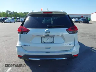 2020 Nissan Rogue SL with VIN 5N1AT2MT4LC793085, listed as a IAAI auction lot 41961095 with 61,774 mi miles. Bid and sale history available at carsss.com. Image 17.
