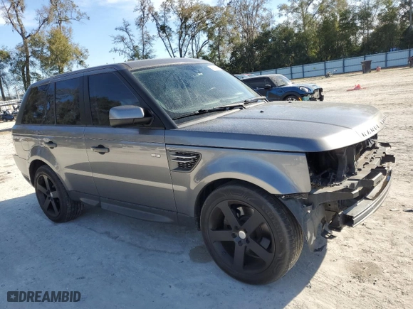 2011 Land Rover Range Rover Sport HSE LUX with VIN SALSK2D43BA271586, listed as a Copart auction lot 46834325 with NaN miles and Salvage Title. Bid and sale history available at carsss.com. Image 4.