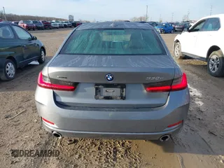 2023 BMW 3 Series 330e xDrive with VIN 3MW39FS01P8C81368, listed as a IAAI auction lot 41859161 with 72,648 mi miles. Bid and sale history available at carsss.com. Image 16.