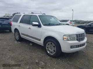 2012 Lincoln Navigator with VIN 5LMJJ2H58CEL00639, listed as a IAAI auction lot 41865368 with 145,185 mi miles. Bid and sale history available at carsss.com. Image 1.