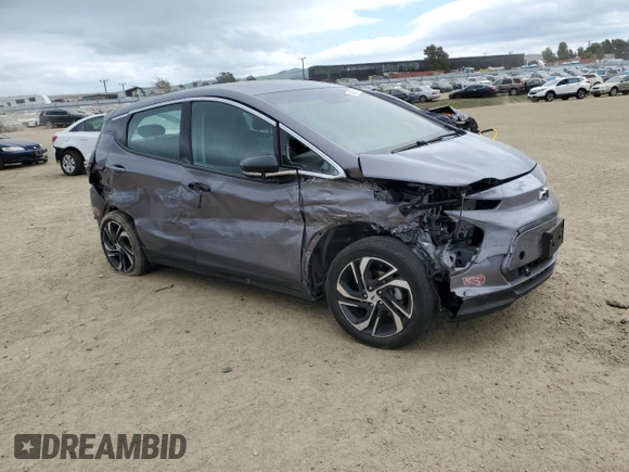 2023 Chevrolet Bolt EV 2LT z VIN 1G1FX6S05P4160473, wystawiony jako Copart lot #50808125 z przebiegiem 13 842 mil mil oraz Szkoda całkowita • Salvage title. Historia ofert i sprzedaży dostępna na DreamBid. Obrazek 4.