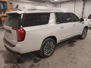 2023 GMC Yukon XL Denali Ultimate with VIN 1GKS2KKL9PR557408, listed as a IAAI auction lot 41275837 with 19,556 mi miles. Bid and sale history available at carsss.com. Image 4.