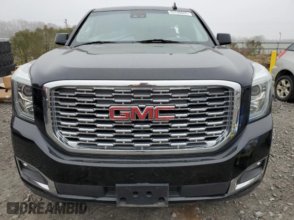 2020 GMC Yukon XL Denali with VIN 1GKS2HKJ7LR198247, listed as a Copart auction lot 43796095 with 89,557 mi miles and Salvage Title. Bid and sale history available at carsss.com. Image 5.