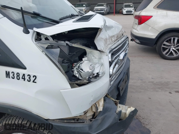 2016 Ford Transit XL с VIN 1FBZX2ZM8GKB15677, выставлен на аукционе IAAI как лот 42271303 с пробегом 128 323 миль миль и . История ставок и продаж доступна на DreamBid. Изображение 18.