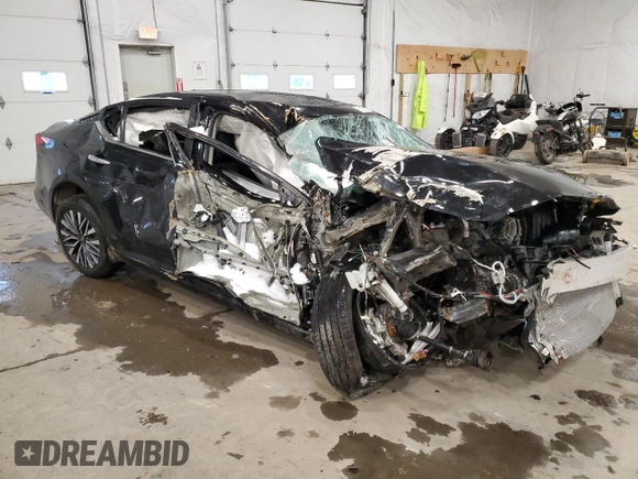 2025 Nissan Altima SV with VIN 1N4BL4DW3SN323038, listed as a Copart auction lot 87637685 with Not Provided miles and Non Repairable. Bid and sale history available at DreamBid. Image 4.