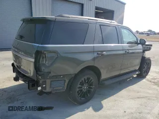 2024 Ford Expedition XLT with VIN 1FMJU1H83REA15709, listed as a Copart auction lot 59354535 with 5,135 mi miles and Salvage title. Bid and sale history available at DreamBid. Image 3.