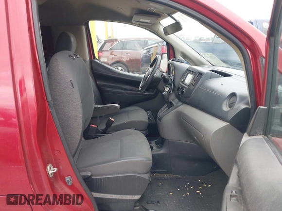 2018 Nissan NV200 SV z VIN 3N6CM0KN5JK702879, wystawiony jako IAAI lot #41775730 z przebiegiem 298 326 mil mil oraz . Historia ofert i sprzedaży dostępna na DreamBid. Obrazek 5.