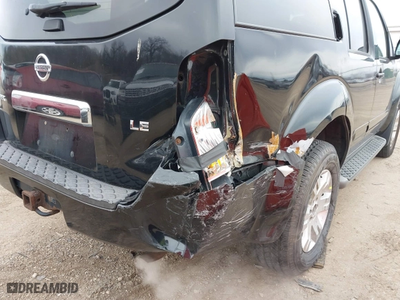 2005 Nissan Pathfinder LE with VIN 5N1AR18W35C787231, listed as a IAAI auction lot 41485147 with 171,396 mi miles. Bid and sale history available at carsss.com. Image 6.