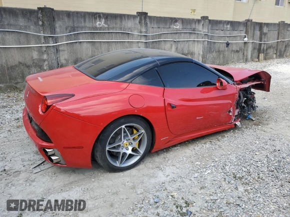 2012 Ferrari California z VIN ZFF65LJA0C0185161, wystawiony jako Copart lot #54987374 z przebiegiem 35 280 mil mil oraz . Historia ofert i sprzedaży dostępna na DreamBid. Obrazek 3.