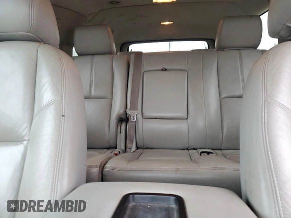 2014 GMC Yukon XL SLT with VIN 1GKS1KE04ER239326, listed as a Copart auction lot 42913765 with 207,017 mi miles and Clean Title. Bid and sale history available at carsss.com. Image 10.