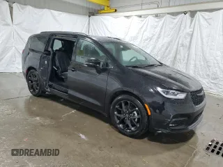 2025 Chrysler Pacifica Limited z VIN 2C4RC1GG3SR550826, wystawiony jako Copart lot #58486895 z przebiegiem 4 735 mil mil oraz Czysty tytuł • Clean title. Historia ofert i sprzedaży dostępna na DreamBid. Obrazek 4.