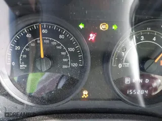 2016 Jeep Patriot Sport with VIN 1C4NJPBB8GD682090, listed as a IAAI auction lot 41915040 with 155,284 mi miles. Bid and sale history available at carsss.com. Image 7.