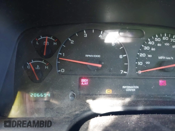 2004 Dodge Dakota SLT with VIN 1D7HG42N34S571352, listed as a IAAI auction lot 41406195 with 206,694 mi miles. Bid and sale history available at carsss.com. Image 7.