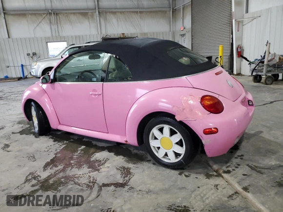 2004 Volkswagen Beetle GL with VIN 3VWBM31Y24M345131, listed as a Copart auction lot 81321274 with 175,090 mi miles and Clean Title. Bid and sale history available at DreamBid. Image 2.