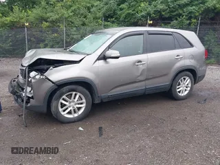 2014 Kia Sorento LX с VIN 5XYKT3A65EG544922, выставлен на аукционе IAAI как лот 42284639 с пробегом 88 820 миль миль и . История ставок и продаж доступна на DreamBid. Изображение 2.