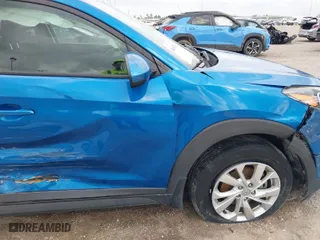 2020 Hyundai Tucson Value with VIN KM8J3CA40LU232847, listed as a IAAI auction lot 41639143 with 92,926 mi miles. Bid and sale history available at carsss.com. Image 17.