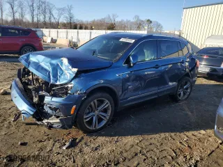 2018 Volkswagen Tiguan SEL with VIN 3VV2B7AX3JM205657, listed as a Copart auction lot 42386955 with 47,403 mi miles and Salvage Title. Bid and sale history available at carsss.com. Image 1.