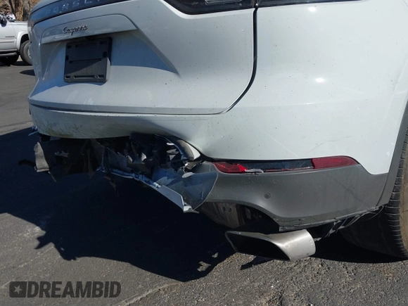 2021 Porsche Cayenne z VIN WP1AA2AY2MDA07529, wystawiony jako IAAI lot #41408743 z przebiegiem Nie podano mil oraz . Historia ofert i sprzedaży dostępna na DreamBid. Obrazek 21.