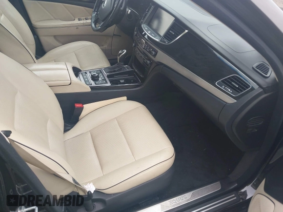 2015 Hyundai Equus Signature with VIN KMHGH4JH9FU098686, listed as a IAAI auction lot 42275775 with 102,765 mi miles and . Bid and sale history available at DreamBid. Image 5.