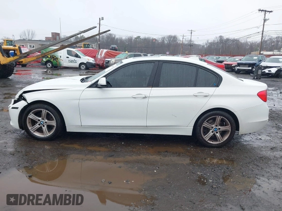 2013 BMW 3 Series 328i xDrive with VIN WBA3B3G50DNR81124, listed as a IAAI auction lot 41087933 with 133,660 mi miles and . Bid and sale history available at DreamBid. Image 14.