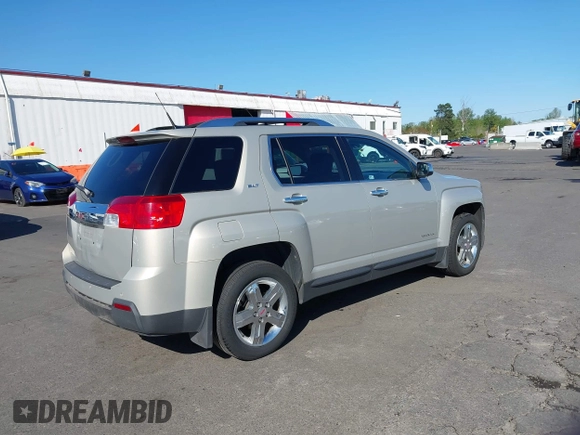 2011 GMC Terrain SLT-2 z VIN 2CTALWEC3B6444571, wystawiony jako IAAI lot #42030111 z przebiegiem 89 193 mil mil oraz . Historia ofert i sprzedaży dostępna na DreamBid. Obrazek 4.