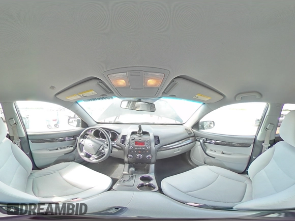 2013 Kia Sorento LX с VIN 5XYKT4A28DG421648, выставлен на аукционе Copart как лот 55887275 с пробегом 173 113 миль миль и Списание • Salvage title. История ставок и продаж доступна на DreamBid. Изображение 15.