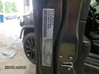 2020 Jeep Compass Latitude z VIN 3C4NJCBB6LT252619, wystawiony jako Copart lot #54860815 z przebiegiem Nie podano mil oraz Szkoda całkowita • Salvage title. Historia ofert i sprzedaży dostępna na DreamBid. Obrazek 14.