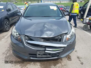 2012 Honda Accord SE z VIN 1HGCP2F66CA195604, wystawiony jako IAAI lot #42073000 z przebiegiem 206 501 mil mil oraz . Historia ofert i sprzedaży dostępna na DreamBid. Obrazek 12.