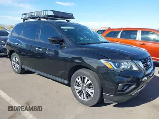 2019 Nissan Pathfinder SV z VIN 5N1DR2MN1KC643575, wystawiony jako IAAI lot #42074603 z przebiegiem 86 827 mil mil oraz . Historia ofert i sprzedaży dostępna na DreamBid. Obrazek 1.