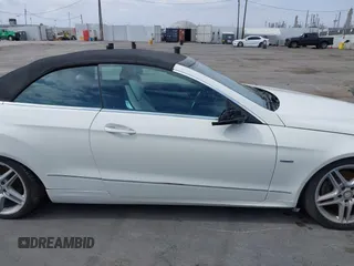 2012 Mercedes-Benz E 350 with VIN WDDKK5KF3CF164187, listed as a IAAI auction lot 42128731 with 111,693 mi miles and . Bid and sale history available at DreamBid. Image 13.