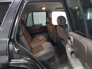 2008 Chevrolet TrailBlazer Fleet w/2FL with VIN 1GNDT13S582205123, listed as a IAAI auction lot 41697053 with 123,097 mi miles. Bid and sale history available at carsss.com. Image 8.