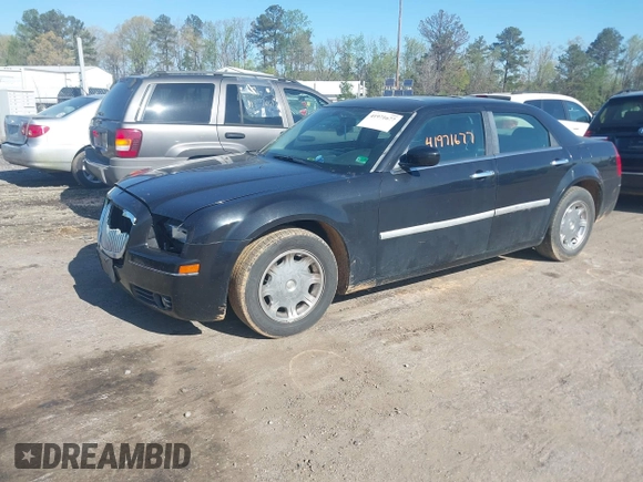 2005 Chrysler 300 with VIN 2C3JA53G55H122612, listed as a IAAI auction lot 41971677 with Not Provided miles. Bid and sale history available at carsss.com. Image 2.