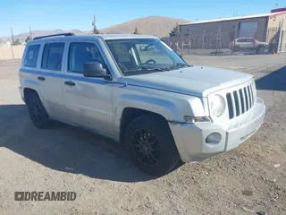 2008 Jeep Patriot Sport с VIN 1J8FT28W88D636040, выставлен на аукционе IAAI как лот 41433558 с пробегом 143 563 миль миль и . История ставок и продаж доступна на DreamBid. Изображение 1.