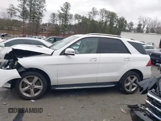 2019 Mercedes-Benz GLE 400 with VIN 4JGDA5GB0KB210149, listed as a IAAI auction lot 41252945 with 72,724 mi miles and . Bid and sale history available at DreamBid. Image 14.