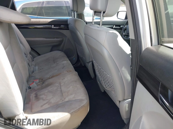 2012 Kia Sorento LX with VIN 5XYKT4A26CG292968, listed as a IAAI auction lot 42066841 with 215,295 mi miles. Bid and sale history available at carsss.com. Image 8.