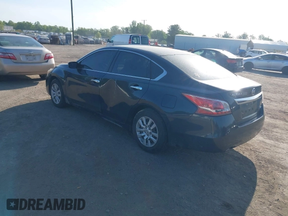 2013 Nissan Altima SV with VIN 1N4AL3AP0DN407193, listed as a IAAI auction lot 42152690 with 188,279 mi miles and . Bid and sale history available at carsss.com. Image 3.
