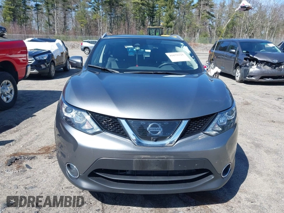 2017 Nissan Rogue SL with VIN JN1BJ1CR8HW118279, listed as a IAAI auction lot 41879325 with 38,780 mi miles and . Bid and sale history available at DreamBid. Image 12.